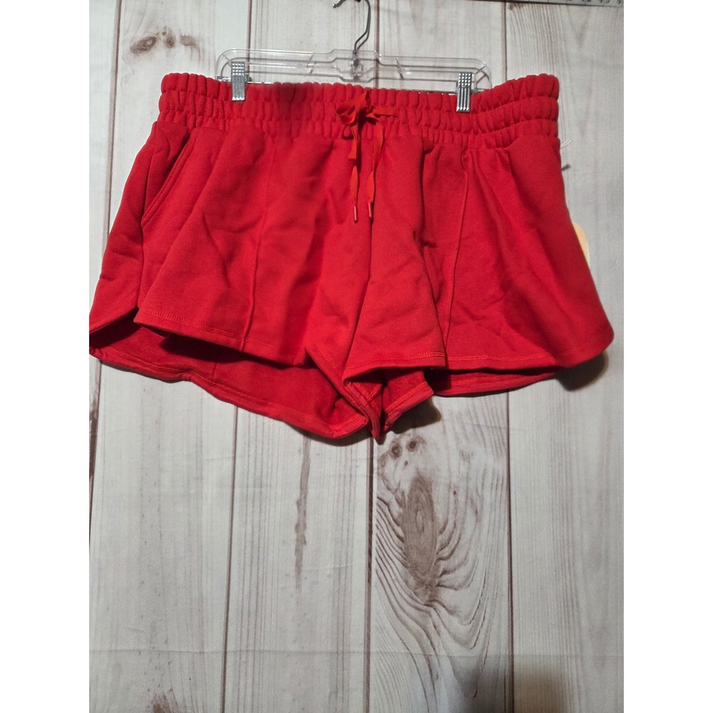 Blogilates Marshmallow Dolphin Shorts Red Plus Size 1X Pintuck Fleece Athletic